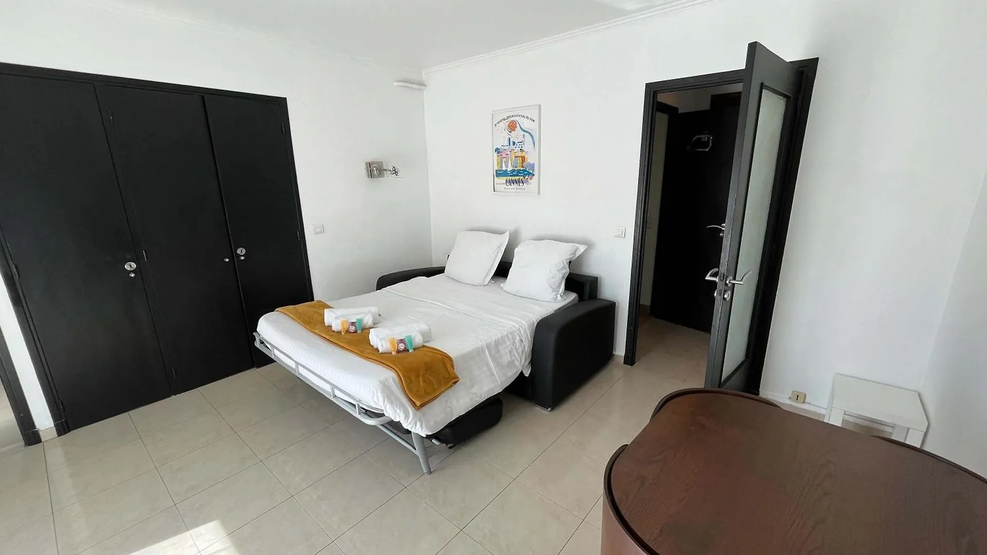 C067-Beau Studio A 100 M Des Plages Et Proche Palais Cannes 0*,  France
